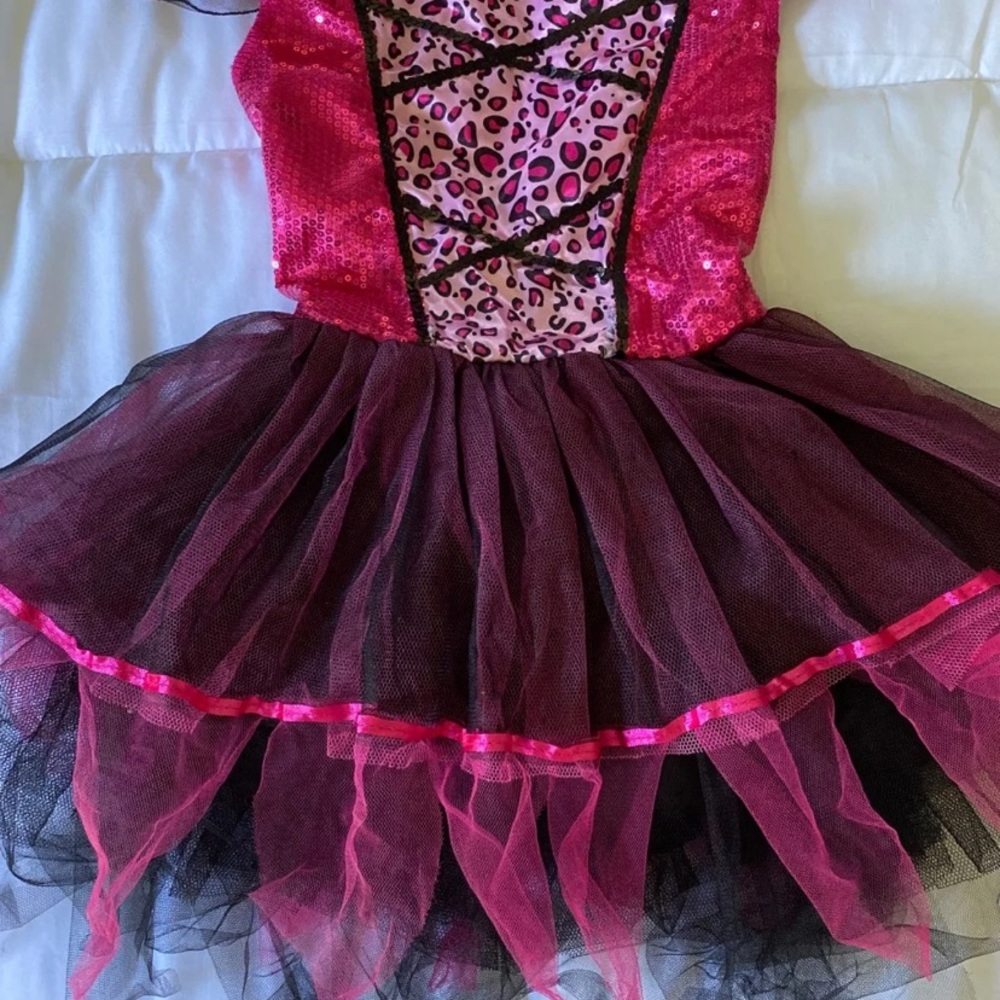 Girls pink and black cat costume - Picture 3 of 5